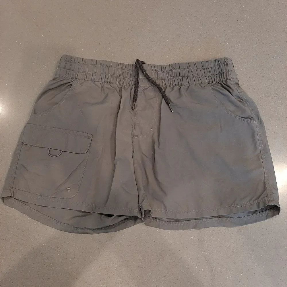 Columbia Sportswear Gray Lightweight Shorts